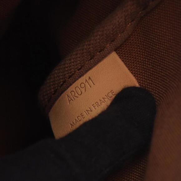 LOUIS VUITTON Brown Monogram Leather Shoulder Bag - Picture 6 of 11